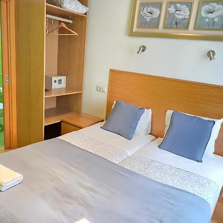 Bed and Breakfast Baixasuites 3*