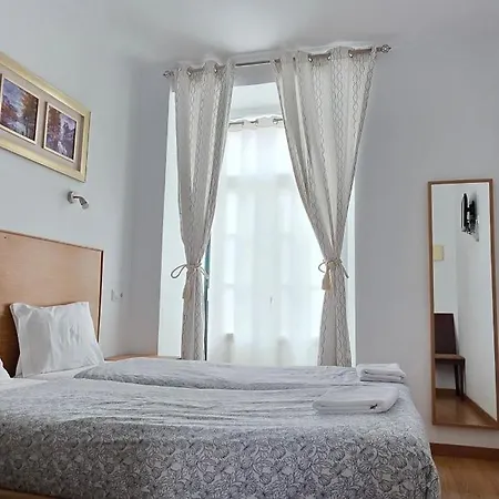 Baixasuites Bed and Breakfast