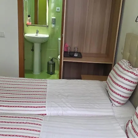Bed and Breakfast Baixasuites Lisboa