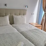 Baixasuites فندق مبيت وإفطار 3*