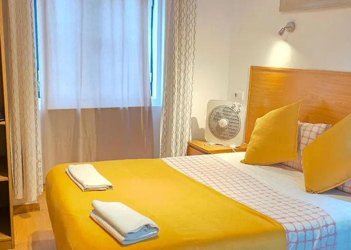 Bed & Breakfast Baixasuites Lisbon