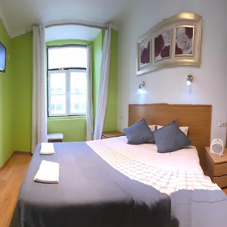 Baixasuites Bed and breakfast 3*